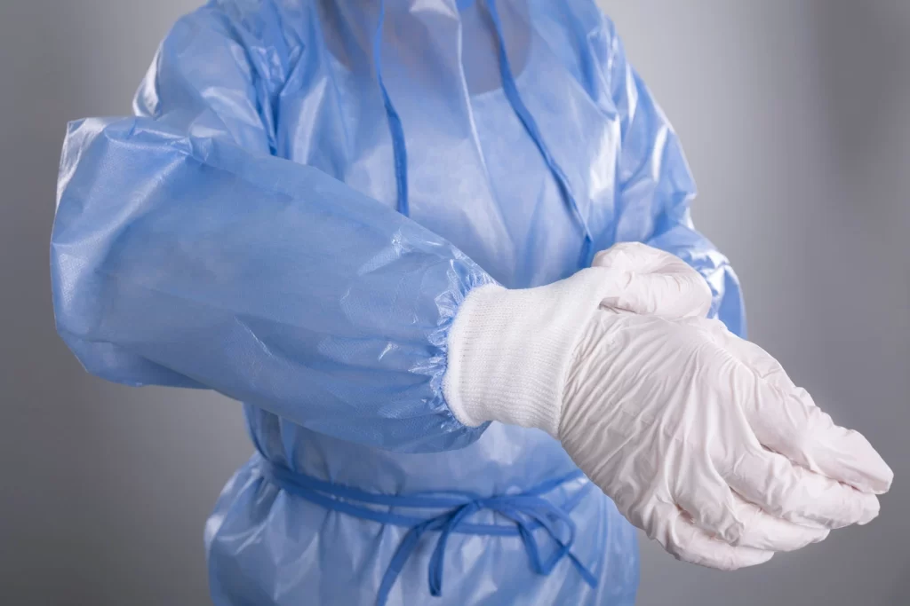 Produktfotografie mit Model Untersuchungskittel Teillaminiert Detailaufnahme